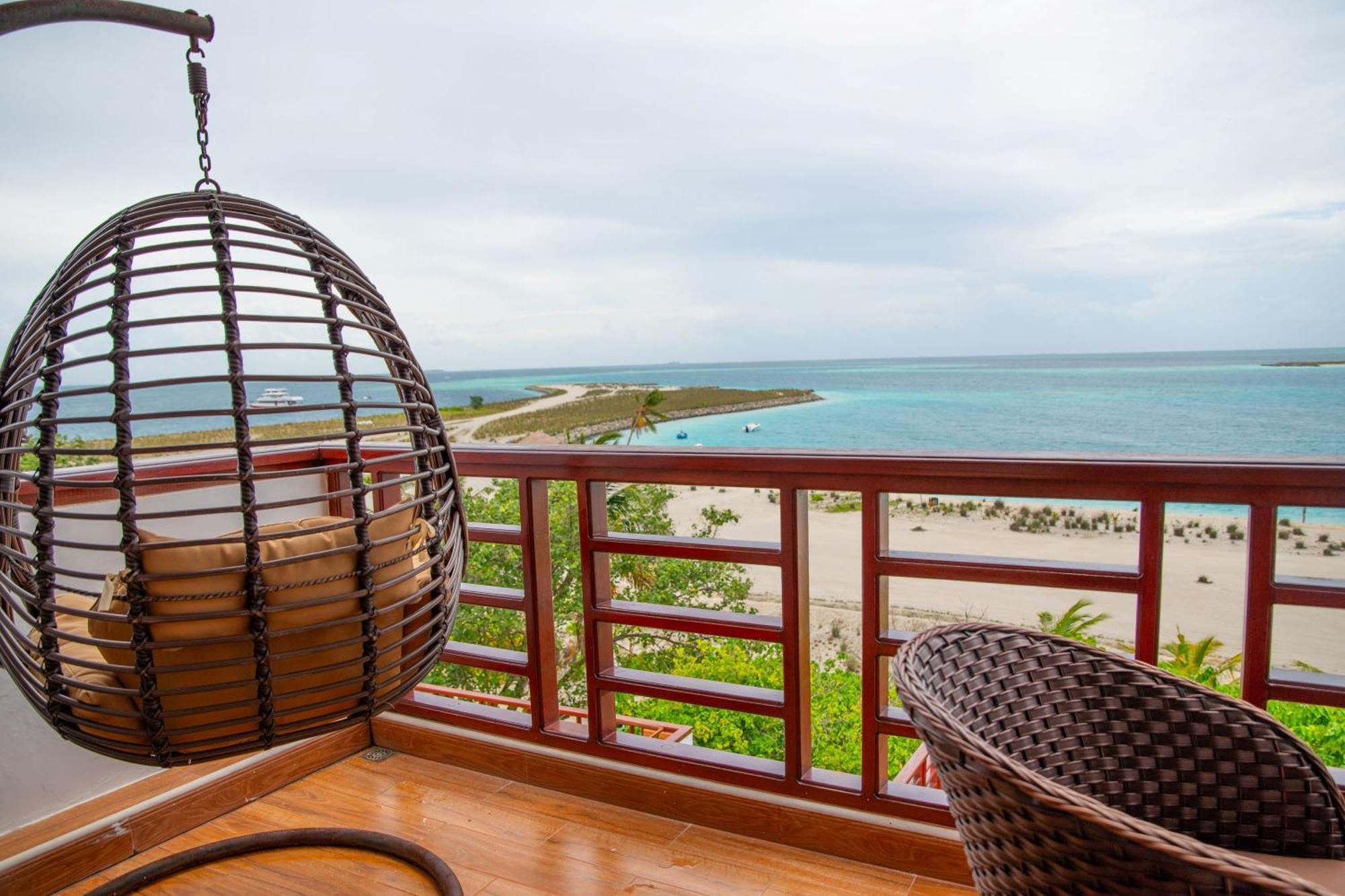 Hotel Lumeire Sands, Guraidhoo à Guraidhoo  Extérieur photo